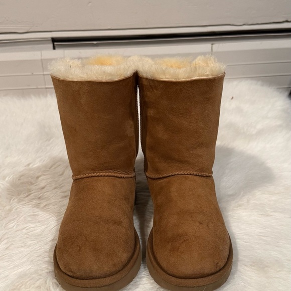 SOLD - Picture 2 of 9